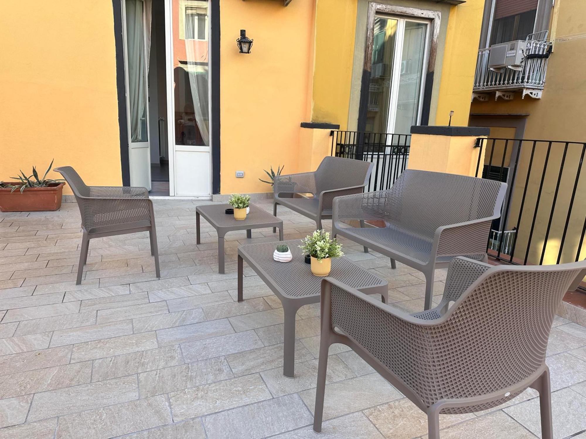 Flo' Hotel Napoli Bagian luar foto