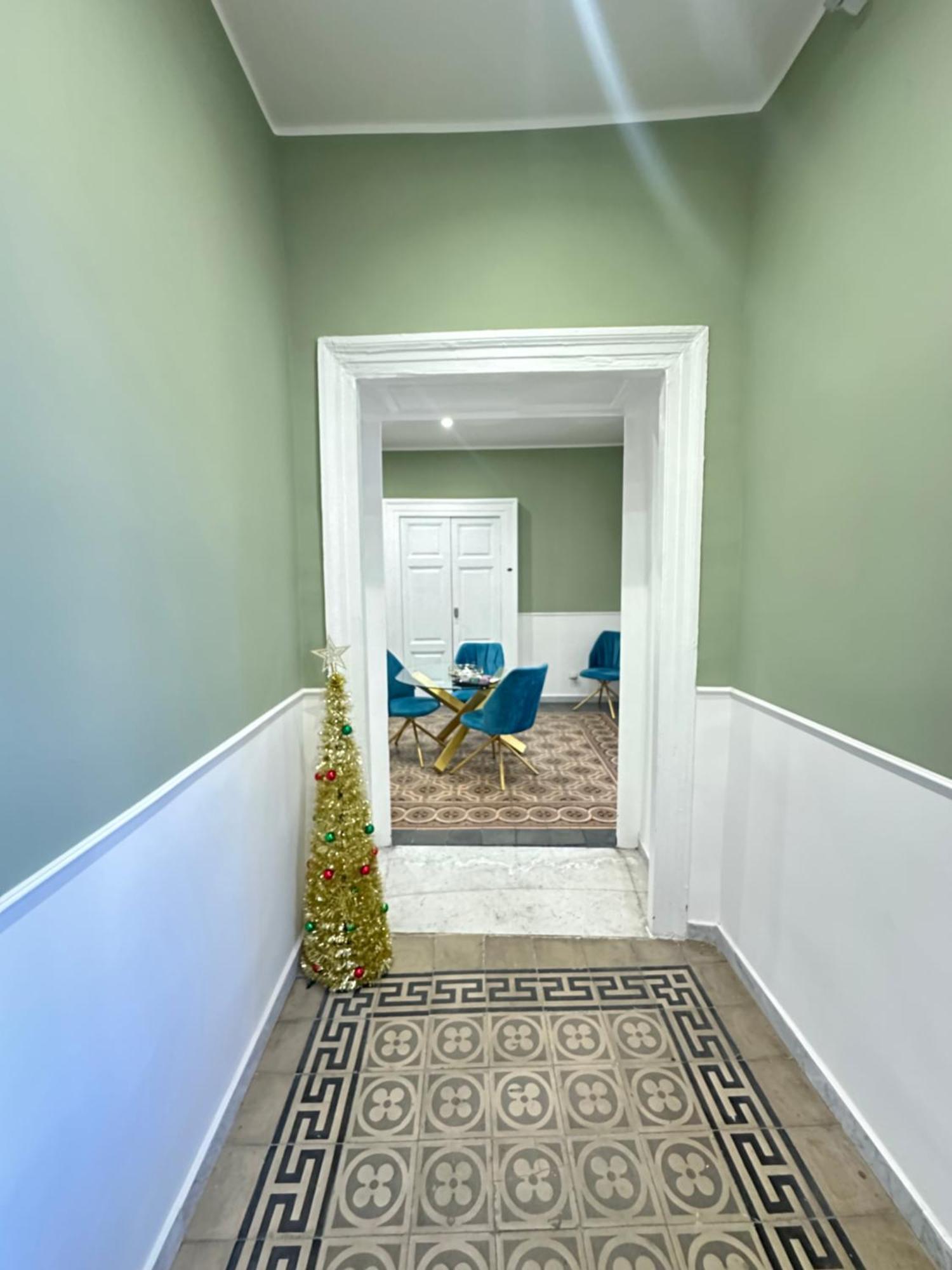 Flo' Hotel Napoli Bagian luar foto